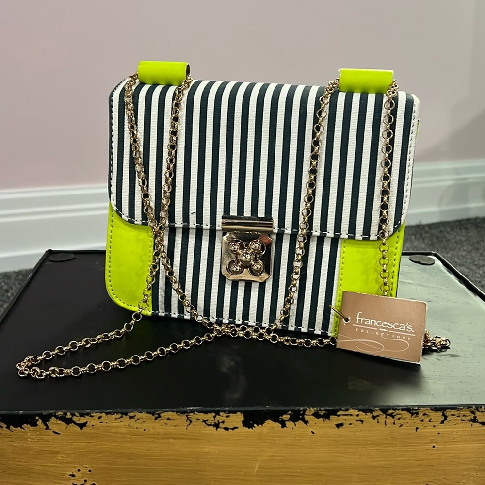 Francesca’s nwt small shoulder bag blue/white/lime green